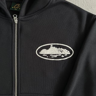 ISLAND PUFF PRINT ZIP HOODIE [BLACK]